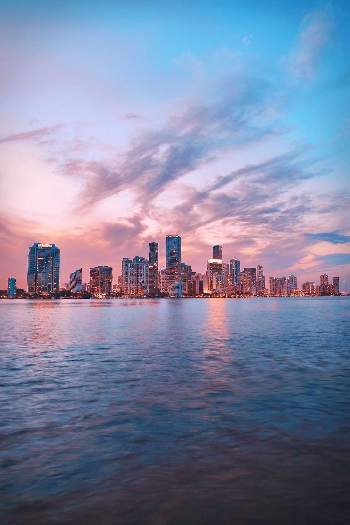 Canadian Tourism to Aventura Drops as Fewer Visitors Head South